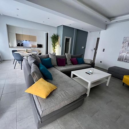 Live Minimal Apartment Атина Екстериор снимка