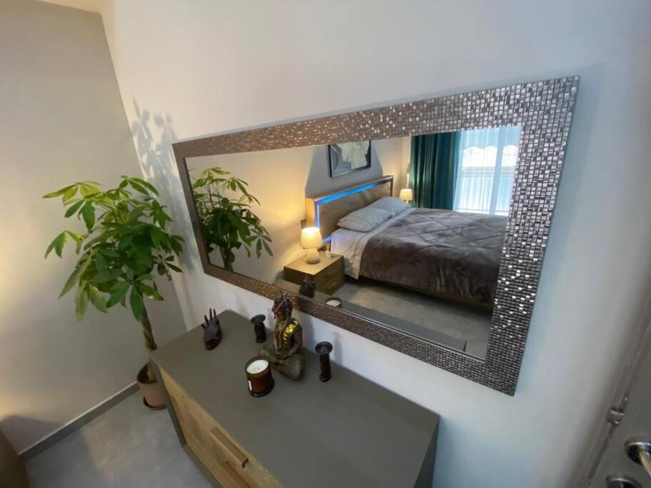 Live Minimal Apartment Атина Екстериор снимка